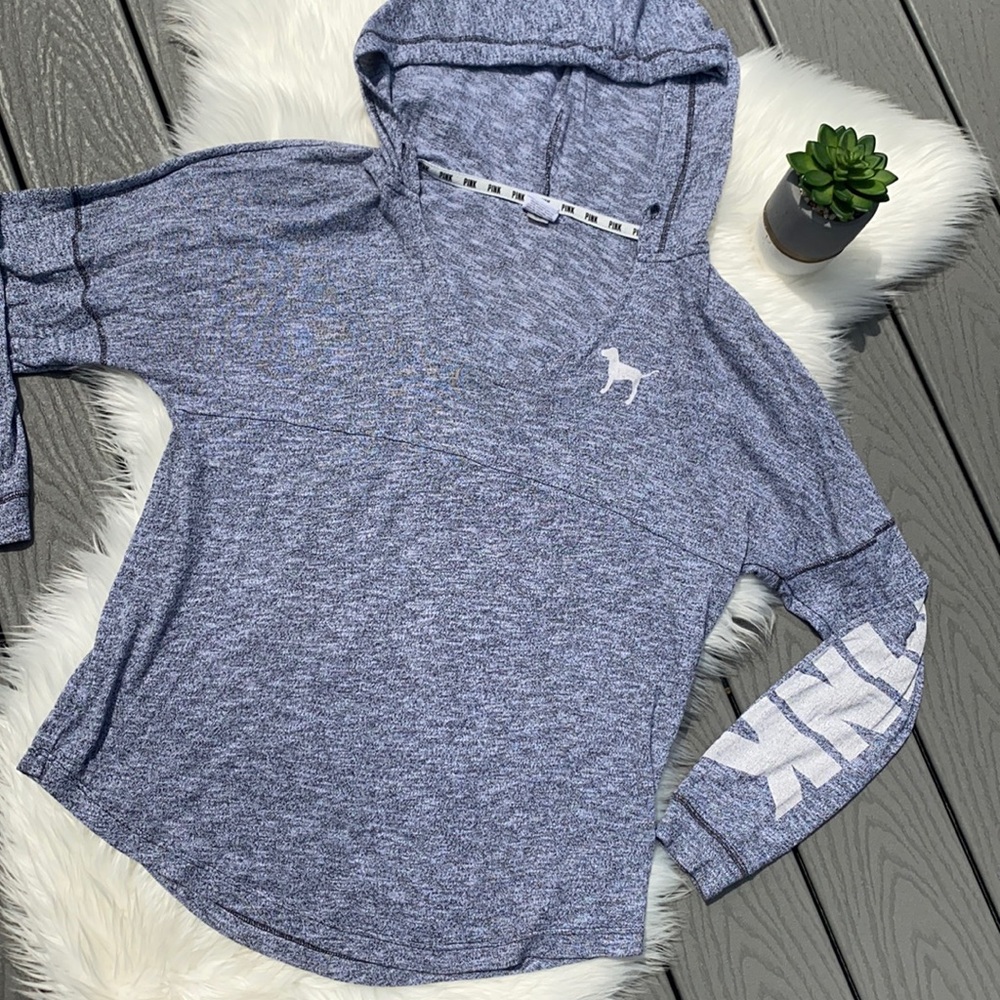 Victoria’s Secret PINK lightweight sweatshirt